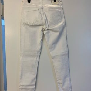 Zara brand NWT white jeans, size 6